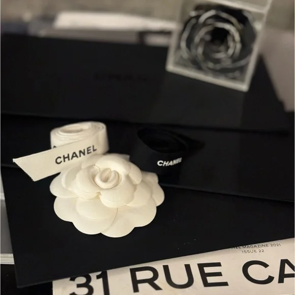 Bundle of Chanel and other Chanel Skincare , Makeup & Perfumes Bundle Sample 16 Piece  main image 2